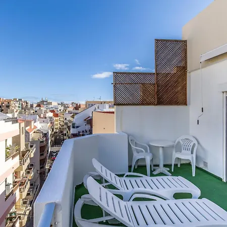 Sunny With Terrace In Appartement