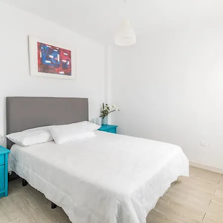 Sunny With Terrace In 公寓