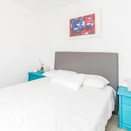 公寓 Sunny With Terrace In 厄尔梅达诺