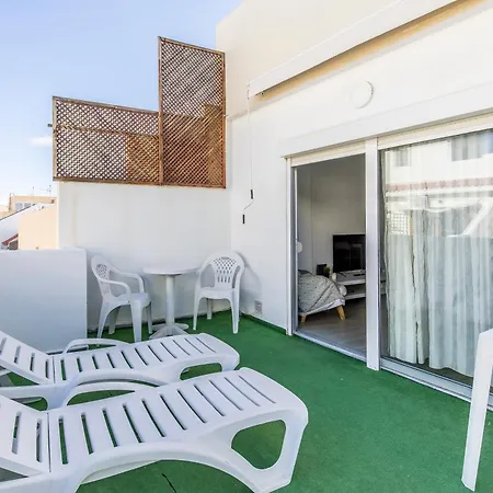 Sunny With Terrace In Appartement *