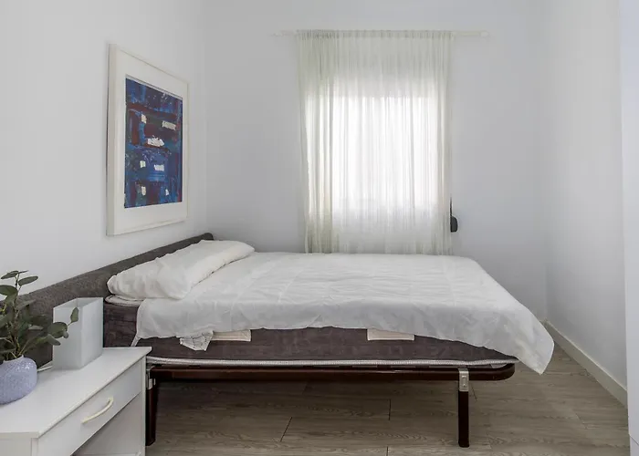 Sunny With Terrace In * 厄尔梅达诺