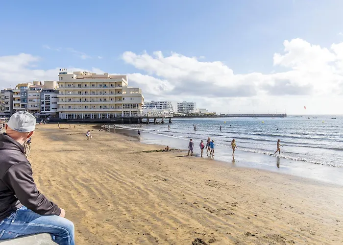 Sunny With Terrace In 厄尔梅达诺